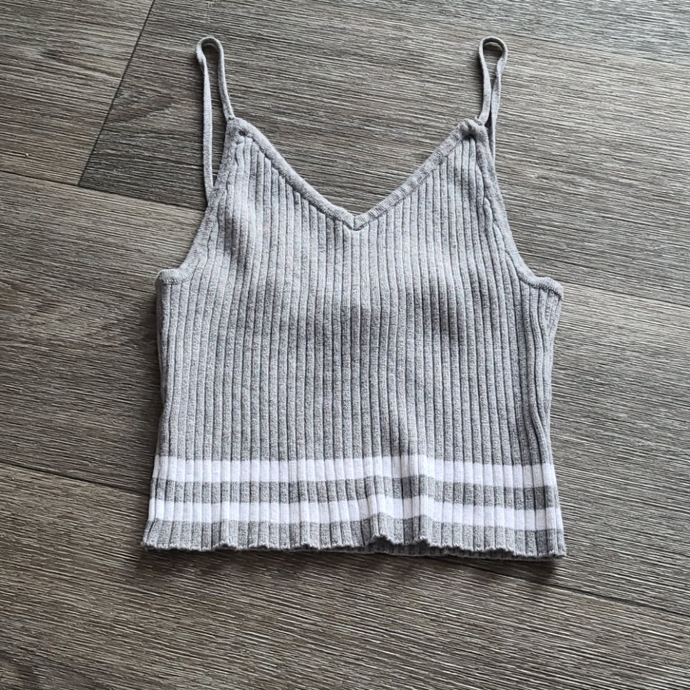 Grey tank